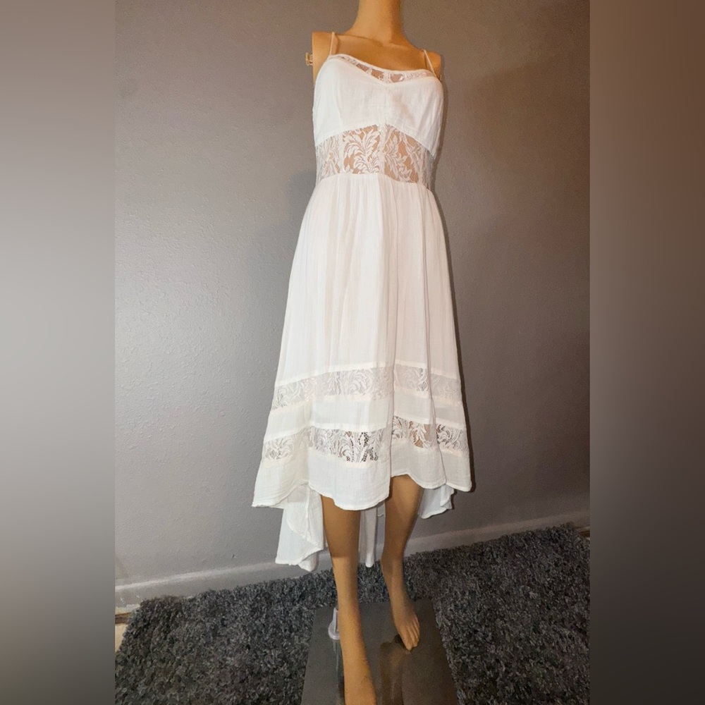 Chic White Lace High-Low Dress